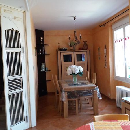 Gîte les hortensias au coeur de Lacaune Extérieur photo